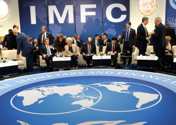 Выполнить любой ценой. Чего хочет МВФ от Украины